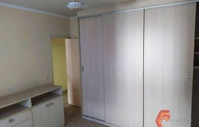 Imagem: A casa possui 3 Dormitórios, 3 Banheiros, 3 Vagas na garagem