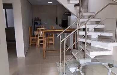 Imagem 2: Alugo sobrado quadra do mar em Pontal do PR