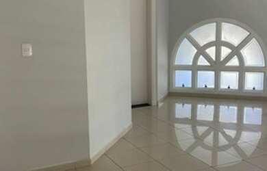 Imagem: A casa em condomínio possui 4 Dormitórios, 5 Banheiros, 4