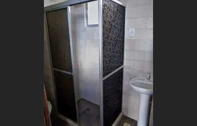 Imagem: O apartamento possui 2 Dormitórios, 1 Banheiro e está localizado