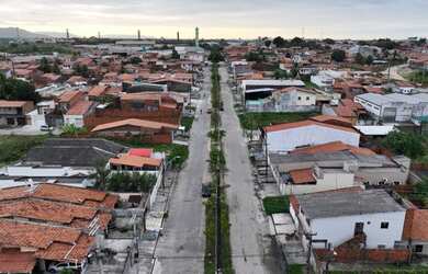 Imagem: O terreno e está localizado em Pajuçara, Maracanaú à venda