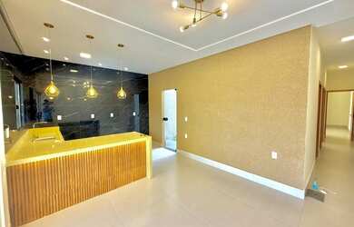 Imagem 8: Casa de 3 quartos. Churrasqueira, Varanda, 190m² de Áreae2 Vagas na...