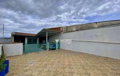 Imagem: A casa possui 2 Dormitórios, 2 Banheiros, 99m² de Área e