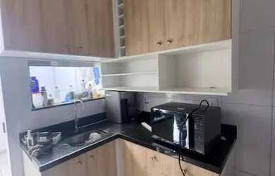 Imagem: A casa em condomínio possui 2 Dormitórios, 2 Banheiros, 2