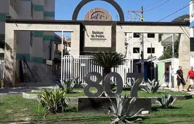 Imagem: O terreno possui 1.000m² de Área e está localizado em Anil