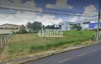 Imagem: O terreno possui 1000m² de Área e está localizado em Jardim