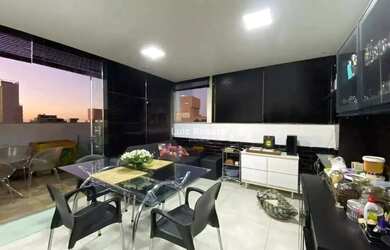 Imagem: O apartamento na cobertura possui 2 Dormitórios, 1 Banheiro