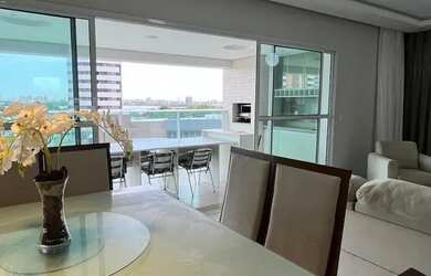 Imagem 3: Porteira Fechada Apartamento 187 m² 4 Quartos 3 Suítes Farol da Ilha...