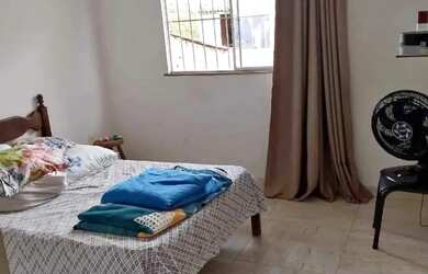 Imagem 2: VENDO CASA PRÓX AO COMPLEXO 8