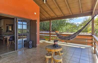 Imagem 9: Casa em Hípica. Piscina, Churrasqueira, VarandaeGuarda roupa