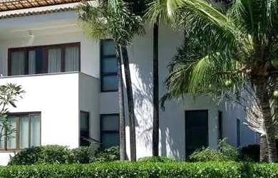 Imagem: A casa possui 5 Dormitórios, 5 Banheiros, 2 Vagas na garagem