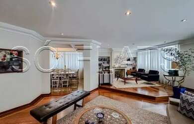 Imagem: O apartamento possui 4 Dormitórios, 5 Banheiros, 3 Vagas na