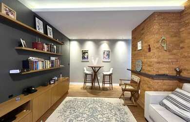 Imagem: O apartamento possui 2 Dormitórios, 2 Banheiros, 1 Vaga na