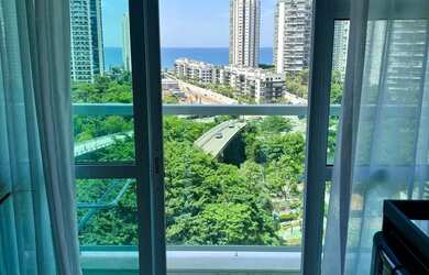 Imagem: O apartamento possui 2 Dormitórios, 2 Banheiros, 1 Vaga na