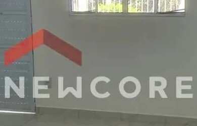 Imagem: A casa possui 3 Dormitórios, 1 Banheiro, 4 Vagas na garagem