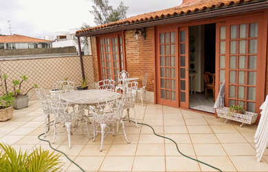 Imagem: O apartamento na cobertura possui 2 Dormitórios, 3 Banheiros