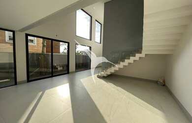 Imagem 8: SANTANA DE PARNAIBA - Casa Padrão - Alphaville