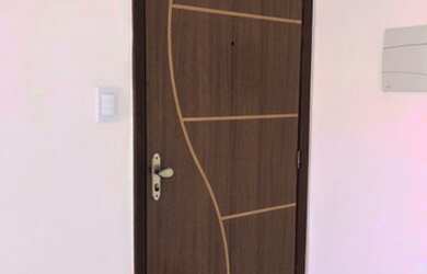 Imagem 5: Lindo Apartamento todo reformado, Fino acabamento no porcelanato, 2 Quartos...