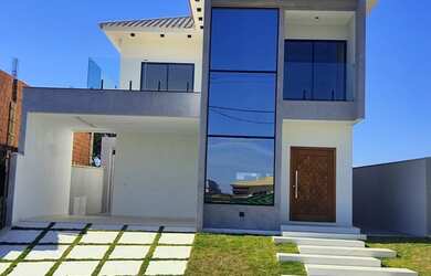 Imagem: A casa em condomínio possui 4 Dormitórios, 4 Banheiros, 2