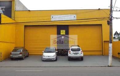 Imagem: O depósito possui 5 Vagas na garagem e 400m² de Área e está