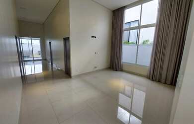 Imagem: A casa em condomínio possui 3 Dormitórios, 5 Banheiros, 2