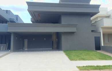 Imagem: A casa em condomínio possui 4 Dormitórios, 5 Banheiros, 4