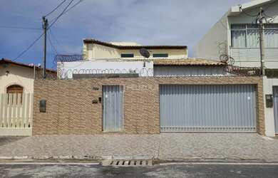 Imagem: Casa para aluguel, 5 quartos, 4 suítes, 2 vagas, Atalaia