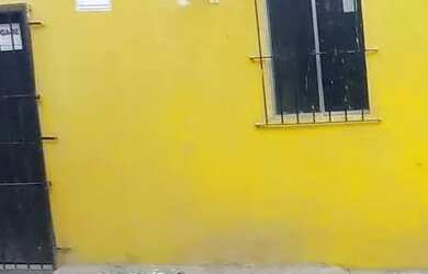 Imagem: A casa possui 1 Dormitório, 1 Banheiro, 30m² de Área e está