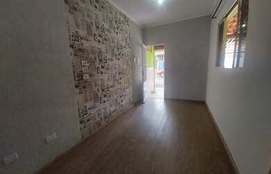 Imagem: A casa em condomínio possui 2 Dormitórios, 1 Banheiro, 2 Vagas