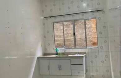 Imagem: A casa possui 2 Dormitórios, 1 Banheiro e 60m² de Área e