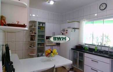 Imagem: A casa em condomínio possui 3 Dormitórios, 4 Banheiros, 4