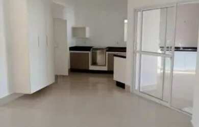 Imagem: A casa possui 3 Dormitórios, 4 Banheiros, 4 Vagas na garagem