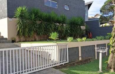 Imagem: A casa em condomínio possui 3 Dormitórios, 3 Banheiros, 2