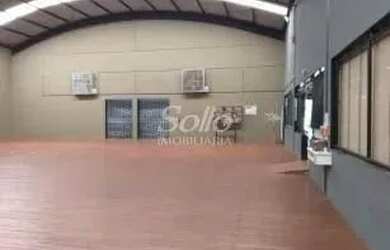 Imagem: O depósito possui 883m² de Área e está localizado em Chácaras