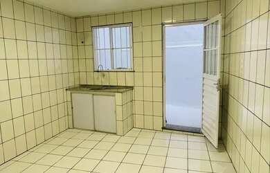 Imagem 6: Casa 2/4 suite / primeiro andar