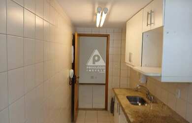 Imagem 14: Apartamento de 85m² com 2 Dormitórios, Frente, Botafogo 1 Vaga na escritura...