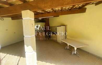 Imagem 15: Sobrado próximo a Av. Maringá