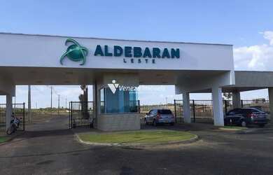 Imagem: O terreno possui 253m² de Área e está localizado em Vale