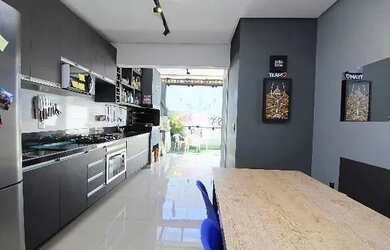 Imagem 12: Casa em Porto Alegre, no bairro Hípica, com 2 dormitório s , à venda