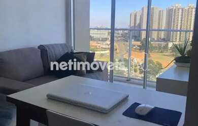 Imagem: O apartamento possui 1 Dormitório, 1 Banheiro, 1 Vaga na garagem