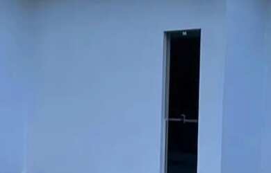 Imagem: A casa possui 3 Dormitórios, 3 Banheiros, 3 Vagas na garagem