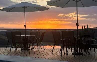 Imagem: A pousada chalé possui 5 Dormitórios, Acomodam 25 pessoas