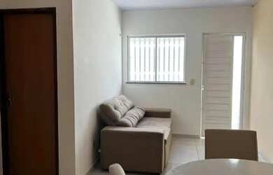 Imagem: A casa à venda possui 2 Dormitórios e 1 Banheiro e está localizado