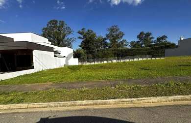 Imagem: O terreno possui 375m² de Área e está localizado em Jardim