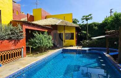 Imagem: A casa em condomínio possui 4 Dormitórios, 5 Banheiros, 5