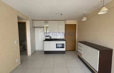 Imagem: O apartamento possui 2 Dormitórios, 2 Banheiros, 2 Vagas na