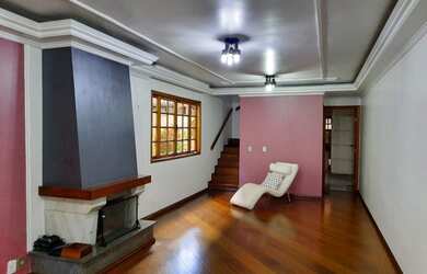 Imagem: A casa em condomínio possui 3 Dormitórios, 3 Banheiros, 2