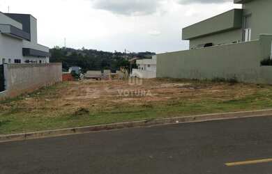 Imagem: O terreno possui 471m² de Área e está localizado em Jardim