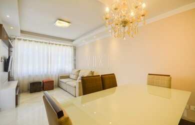 Imagem: A casa possui 3 Dormitórios, 3 Banheiros, 3 Vagas na garagem