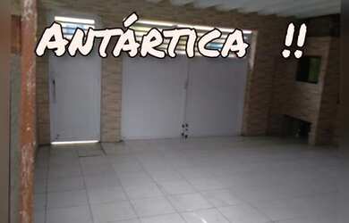 Imagem: A casa possui 2 Dormitórios, 1 Banheiro, 2 Vagas na garagem